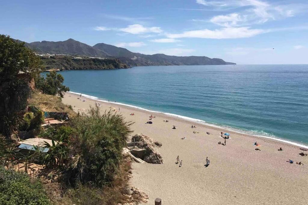 “Smile Nerja” Chic Apartment With Wifi, 4 Guests Extérieur photo