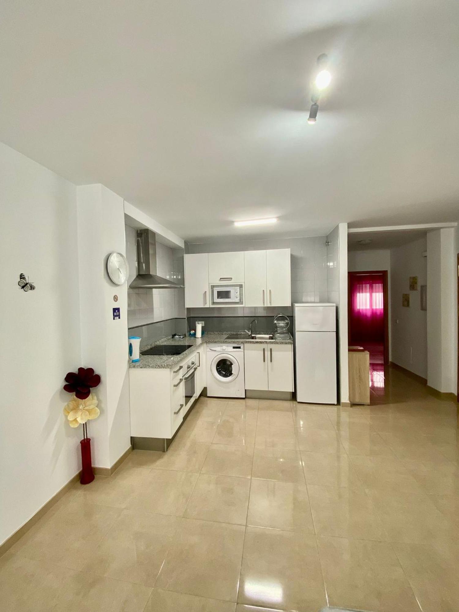 “Smile Nerja” Chic Apartment With Wifi, 4 Guests Extérieur photo