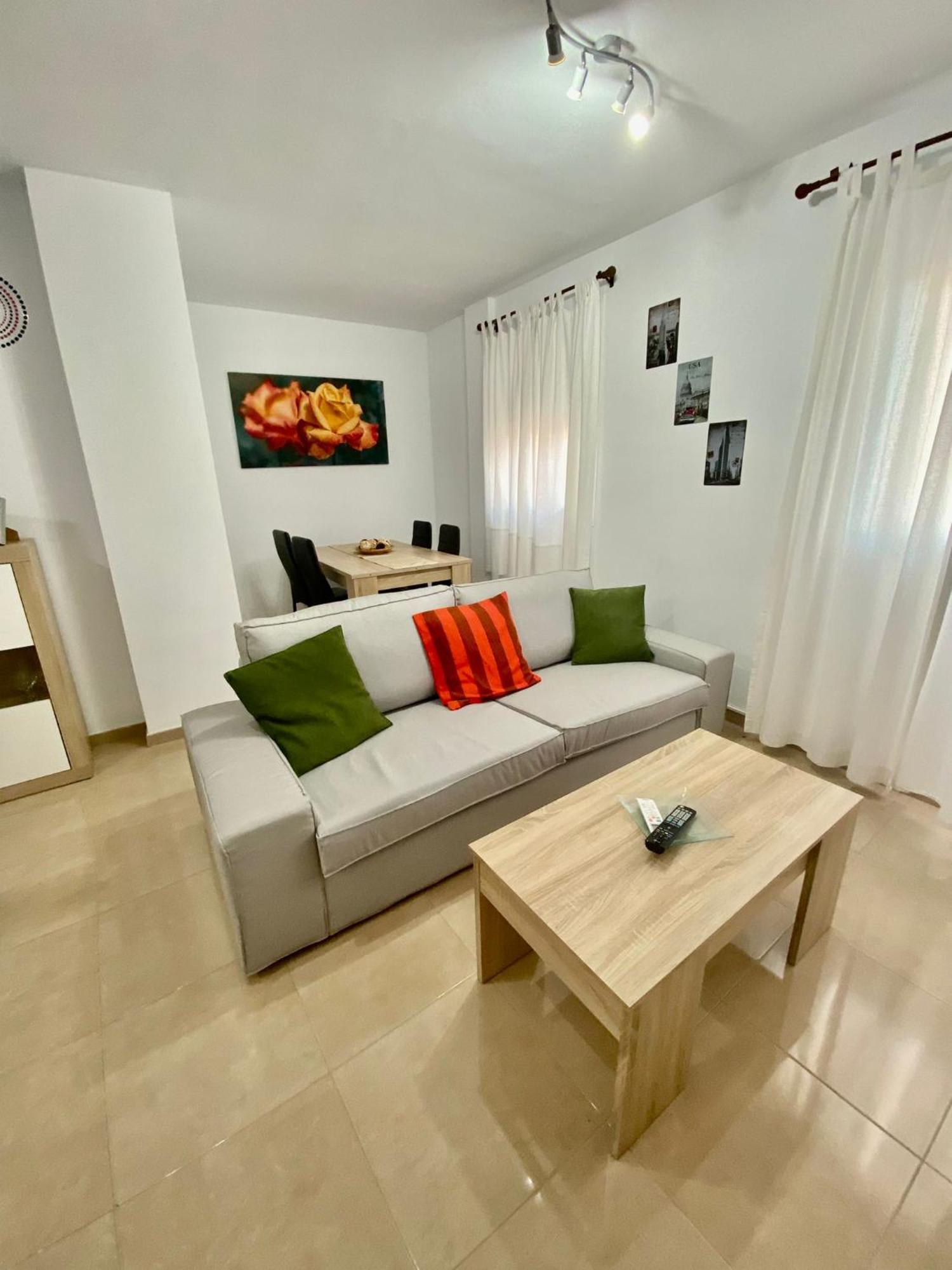 “Smile Nerja” Chic Apartment With Wifi, 4 Guests Extérieur photo